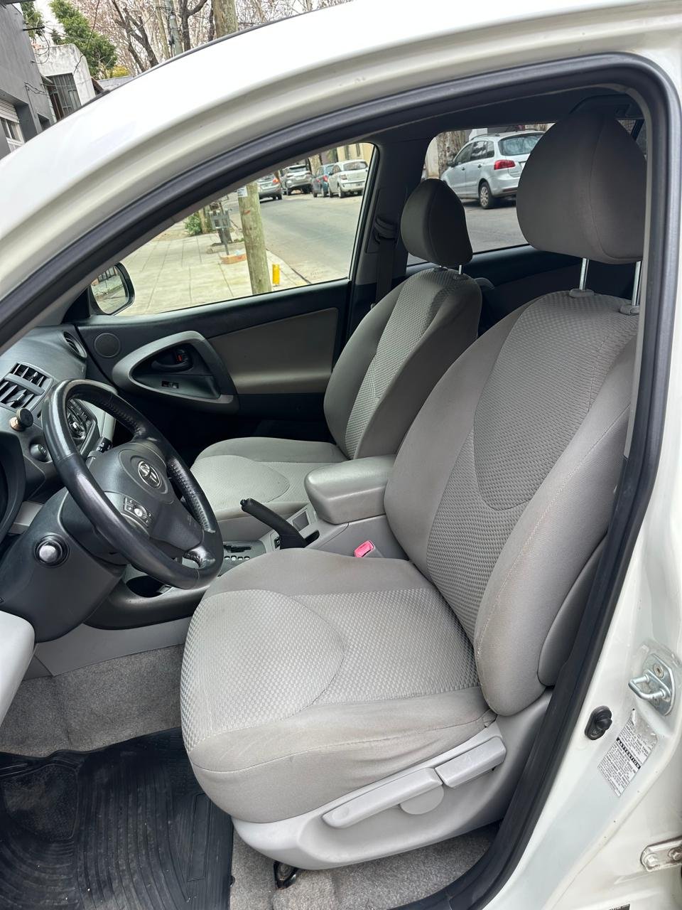 Toyota RAV4  4x4 At